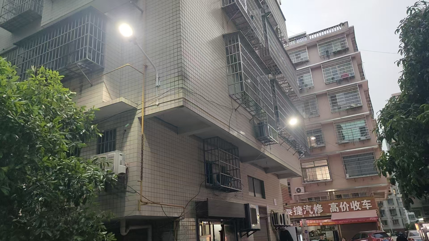 市政要聞 | 感謝信里的民生溫度！湘江新區(qū)八家灣小區(qū)改造工程圓滿收官獲天頂街道點(diǎn)贊